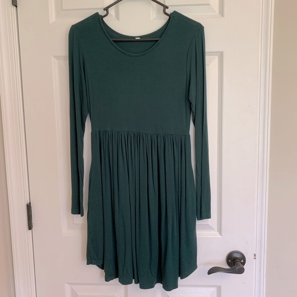 Casual green dress
